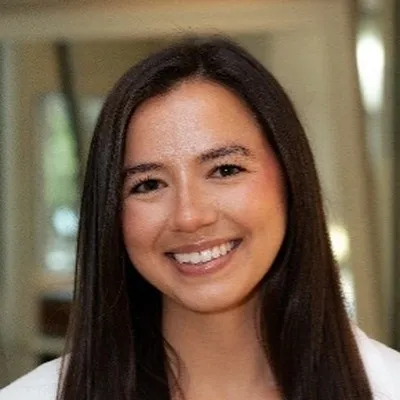 Headshot of Sabrina Montecinos.