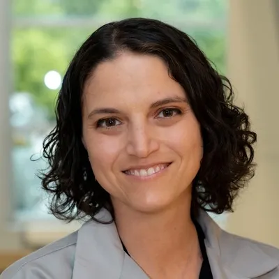 Headshot of Sarah Kay Welch.