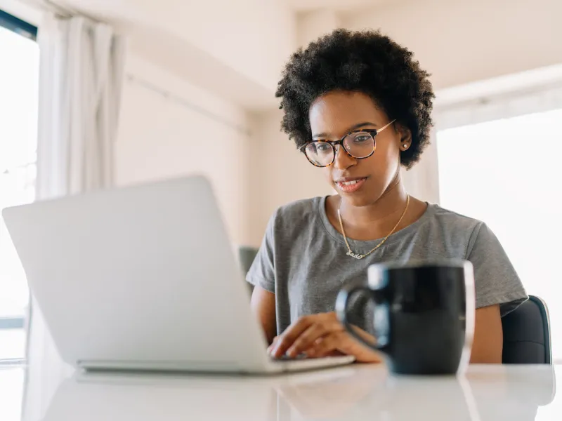 woman working on laptop