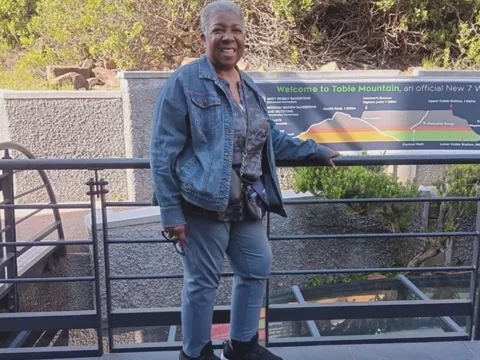 Darlene Day preparing to make the ascent of Table Mountain in South Africa after undergoing a robotic-assisted knee replacement at UChicago Medicine AdventHealth in La Grange.