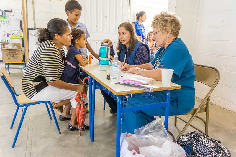 hero global missions honduras patient nurse discussion