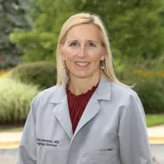 Leslie Sleuwen, MD